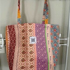 Red and Pink Geometric Totes for Everyday Use